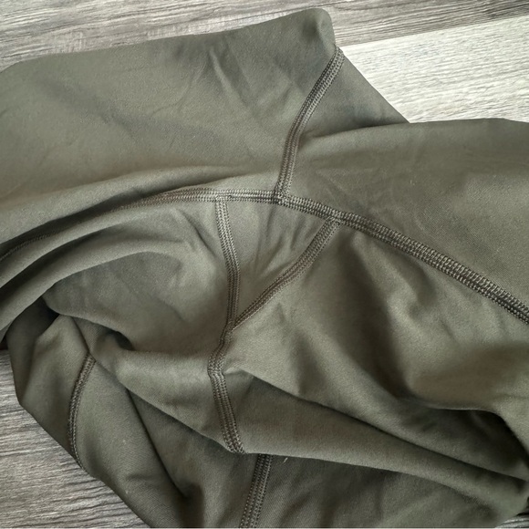 lululemon speed up tight full on luxtreme 6 28” inseam - Picture 11 of 13